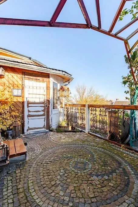 Steampunk Penthouse With Roof Top Terrace Berlín Německo