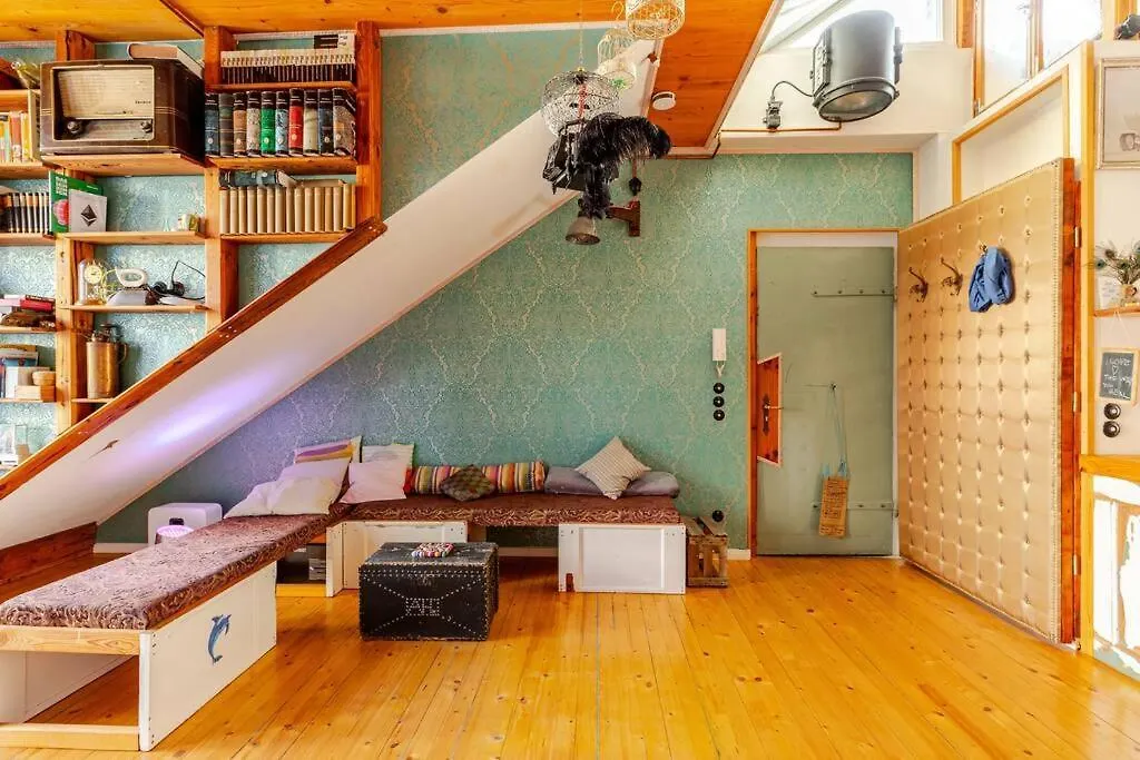 Steampunk Penthouse With Roof Top Terrace Berlín Německo